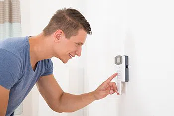 Miamisburg OH Locksmiths Store Miamisburg, OH 937-964-7238 - lock-installation